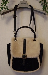  beautiful goods axes femme 2WAYmo Como ko shoulder bag black × white approximately 27.5×8×24cm