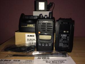  ■ ALINCO DJ-BU10C (新品）＋電池パック/充電スタンド