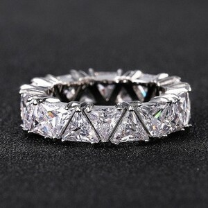 (1) Бесплатная доставка! Платиновое кольцо PTP Diamond CZ Triangle Размер 11 для подарков на вечеринку и т. Д.