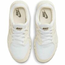 13,200円! 26.5cm 新品 NIKE W FREE RUN 2 ナイキ フリー ラン ランニングシューズ トレーニングシューズ　白 ホワイト ウィメンズ 27.0cm_画像6