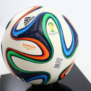 管102304/Adidas Brazuca FIFA 2014 World Cup Official Match Soccer Ball /サイズ1/記念ボールの画像8