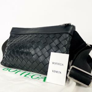 《極美品》現行/国内完売品 BOTTEGA VENETA ボッテガヴェネタ メンズ イントレチャート デュオバッグ クロスボディバッグ ブラック レザー