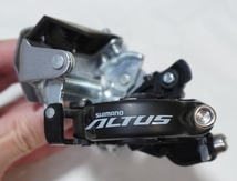 【SHIMANO/シマノ】ALTUS フロントディレイラー FD-M2020-TS(Mサイズ(31.8mm)アダプター付き)、2×9スピード ※ビアンキ MAGMA 7.2取外し品_画像2