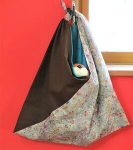 リバティプリントの大き目　あずま袋　【ハンドメイド】 Japanese wrapping cloth eco bag