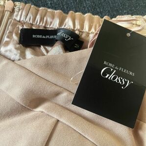 GW限定 SALE glossyのドレス 試着のみ M 