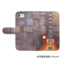 iPhone15 Plus　スマホケース 手帳型 プリントケース ギター 楽器 ウッド_画像2