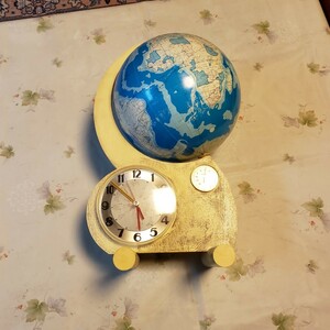 地球儀時計及び温度計つき