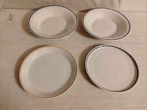 白色の平皿と深皿　計4枚