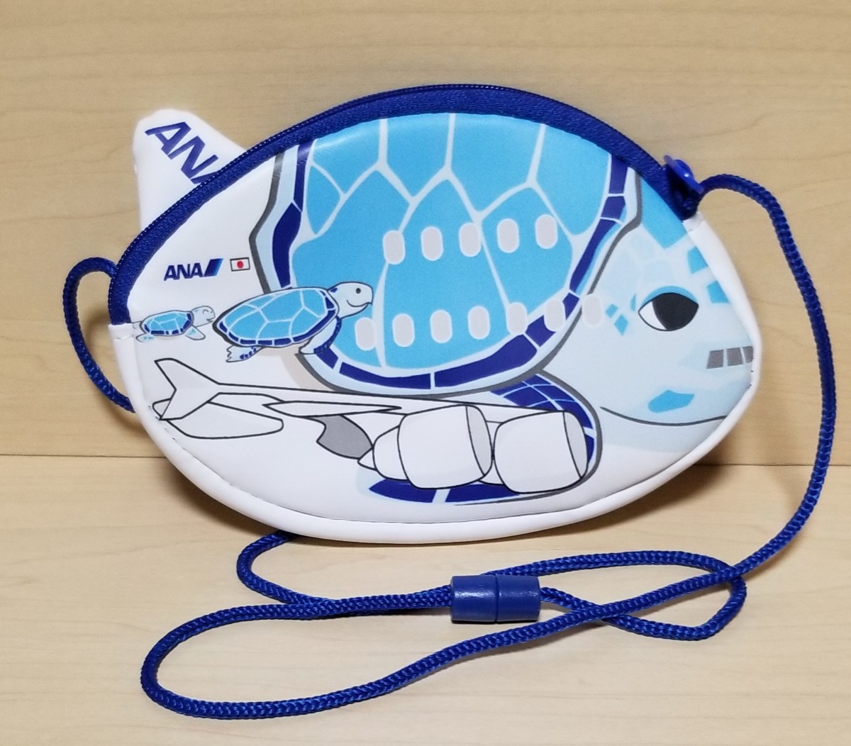 ☆新品☆ エアバス ☆ AIRBUS A350 CARBON柄 オリジナル ネック