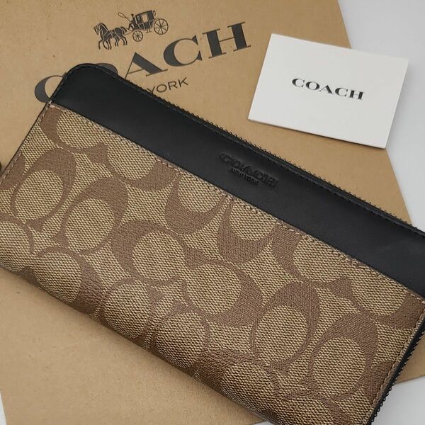 新作　新品　COACH　長財布