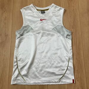 ナイキ ノースリーブシャツ　NIKE ユニフォーム　ゲームシャツ　Ｌサイズ