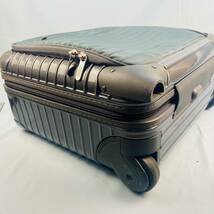 即決 RIMOWA サルサデラックス ハイブリッド 2輪 30L リモワ ポリカーボネート ナイロン グレー グリーン トランクケース キャリーケース _画像3