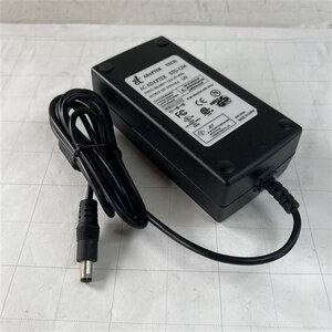  high capacity switching AC adaptor STD-1204 DC12V 4A plug terminal diameter 5.5mm inside diameter 3mm