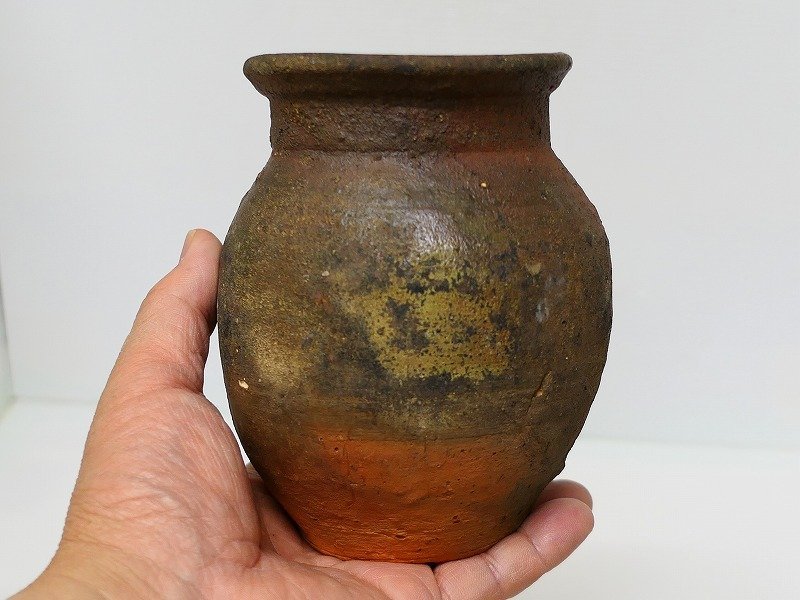 和】(7098) 時代古作 古琉球焼 三足香炉 古壺屋 沖縄 古陶-