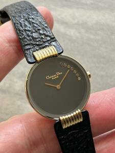 美品　Christian Dior クリスチャン ディオール ブラックムーン 7p 石付き　バギラ 黒 レディース腕時計 クォーツ 稼働中