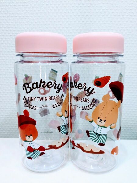 新品。SANRIO サンリオ：くまのがっこう・ドリンクボトルケース