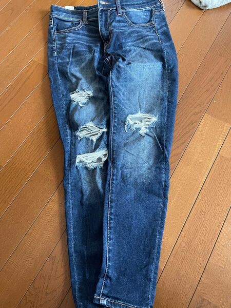 AMERICAN EAGLE ダメージデニム