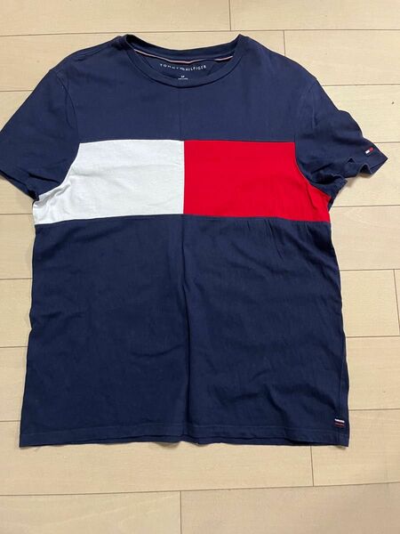 TOMMYHILFIGER 半袖TシャツS