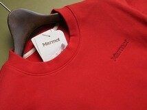 新品正規 Marmot マーモット 海外限定 Corp Man-to-Man 裏起毛 速乾性 UV遮断 スウェット/トレーナー メンズ90(S)レッド(RE)TSW9001 ラスト_画像3