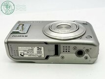 10422518　■ FUJIFILM 富士フィルム FinePix F31fd デジタルカメラ バッテリー付き 通電未確認 カメラ ジャンク_画像4
