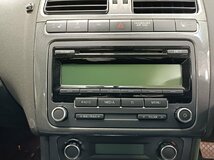 VW ラジオプレーヤー CDプレーヤー ポロ 6RCBZ 2012 #hyj C72032_画像2
