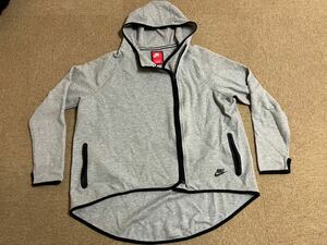 ナイキ NIKE テックフリース TECH fleece レディースパーカー XLサイズ