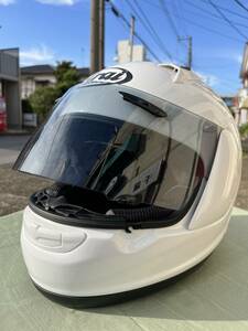 Arai ヘルメット　白メタ　サイズ59 60CM Astro IQ snell規格　予備シールド１枚付　エアインテーク快適　内装パッドは洗濯できて清潔！