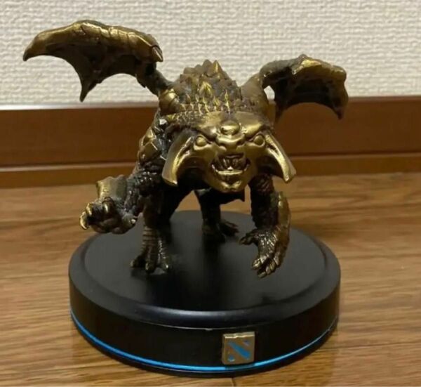 DOTA 2 Roshan Ti7 ゴールドロシャン フィギュア 限定品 珍しい商品