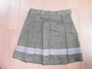  Celine * moss green. pleated skirt, Onward *100