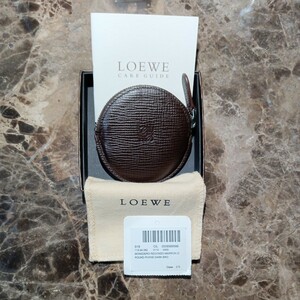 未使用　ロエベ　LOEWE アナグラムコインパース 　グレインレザー　小銭入れ　直径　8cm　厚み　1.5cm