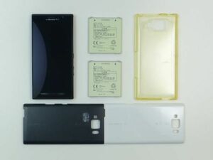 ●Panasonic ELUGA X P-02E Black 本体 電池パック2個 ホワイトリアカバー TPUケース付き docomo スマートフォン