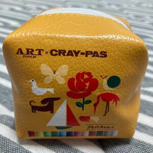 ガチャ　キューブポーチ　サクラクレパス　ART ×CRAY-PAS 開封済　未使用品　ポーチ