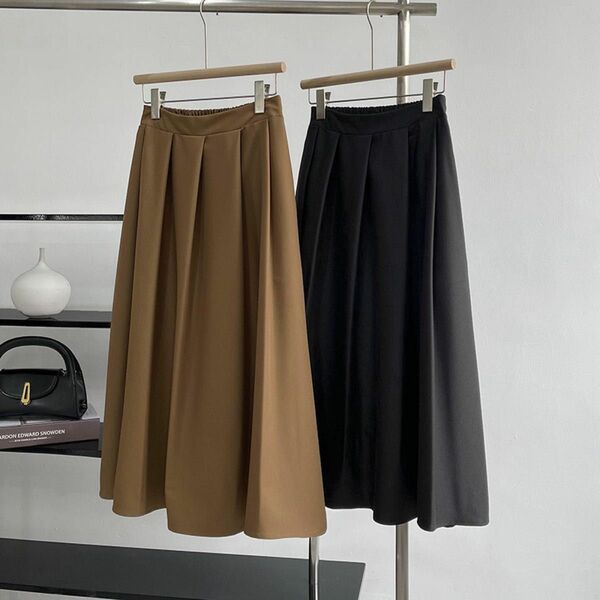 純色半身スカートシンプル女性韓国版黒ハイウエストスリムスカートA字傘スカート