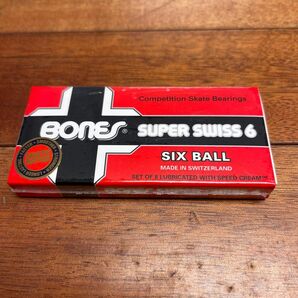 BONES SUPER SWISS 6 BALL正規品 新品未開封、送料込み！