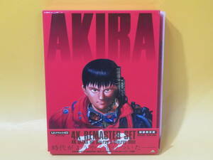 【中古】AKIRA　アキラ　4Kリマスターセット（4K ULTRA HD Blu-ray ＆ Blu-ray Disc）　全3枚組　特装限定版　B1 T2949