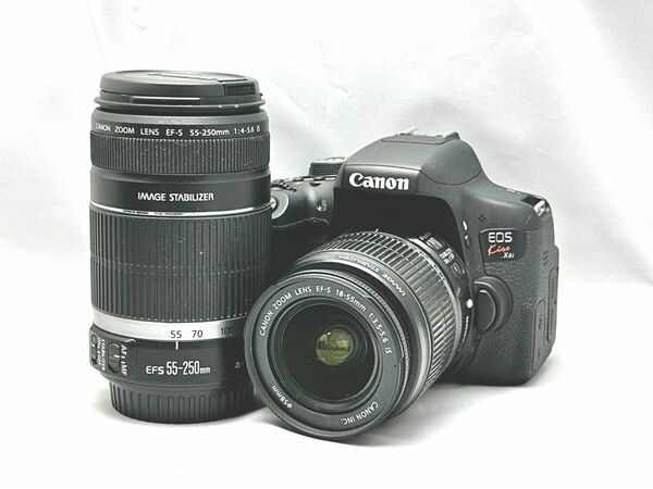 美品Canon EOS Kiss X8i ダブルズームレンズキット