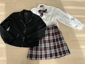 美品　ニッセン　POP ON POP フォーマルスーツ　4点セット　130 卒業式 入学式 卒服 ジャケット　スカート　ブラウス　リボン　黒