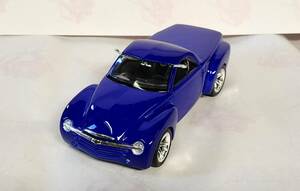 在庫処分】１：２5ミニカー　マイスト・シボレー　2000　Chevrolet SSR Concept