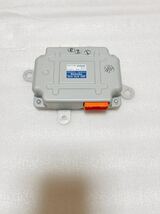 ☆ トヨタ ハリアーハイブリッド車　 AVU65W より外しボルテージセンサー 89892-48050 送料無料 ☆ トヨタ診断機にて作動確認済_画像2