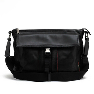 Bally Bally Pleack Sack Amosh Cowhide Calf Colf Messenger сумка