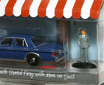 Greenlight 1/64 1986Plymouth Gran Fury覆面パトカーUnmarked Police Carプリムス グランフューリー 私服警官フィギュア付 グリーンライト_画像4