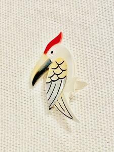  pretty bird brooch 