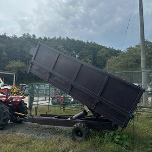 タンフトレラ PTO 駆動式野菜肥料米士砂糊運搬 最大積載量不明油圧タンフ