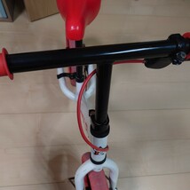 ストライダー ランニングバイク Bb☆STAR 白/赤 使用感あり スタンド付き_画像10