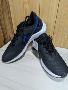 新品★NIKE ナイキ　レジェンド　エッセンシャル　２ トレーニング　ランニング　シューズ　28.5cm