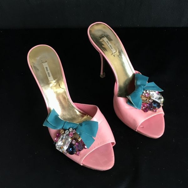 年最新ヤフオク!  miumiu ビジュー パンプスファッションの