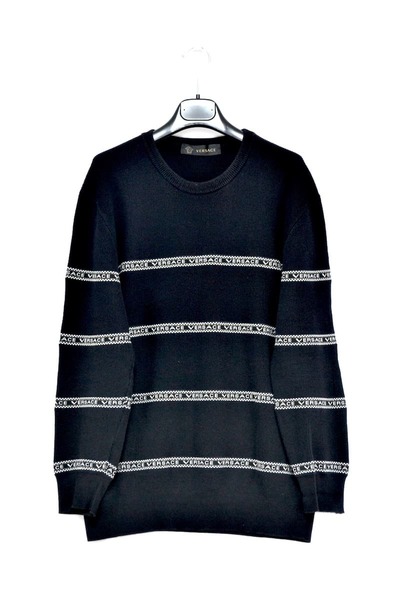 中古 VERSACE Black Slim-Fit Sweater ヴェルサーチ ブラック ニット クルーネックセーター サイズ50 A81366 A228043