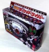 新品未開封 SUPER BEST 変身ベルト DXディケイドライバー 仮面ライダーディケイド ライダーカード20枚付属 スーパーベスト バンダイ_画像3