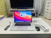 Apple MacBook PRO 15inch 2016 touch Bar 256SSD i7 16gb ram_画像1