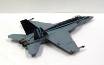 【HM】1/72 マクダネル ダグラス F/A-18E スーパーホーネット ' Top Gun' w/GBU-24 (商品№ HA5129)ダイキャスト製の完成機_画像5